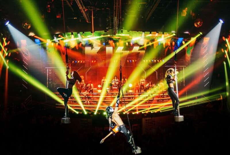 Cancun: Coco Bongo Nightclub Experience - Check-In and First Minutes: Get Oriented Fast