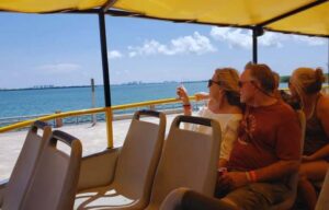 Cancun: Guided City Tour with Shopping by Double Decker Bus - El Meco Archaeological Site: A Quick, In-Town Mayan Stop