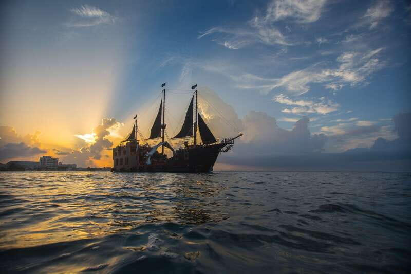 Cancún: Jolly Roger Pirate Dinner Cruise 2025 - The Vibe: A Pirate Show Built for Real Fun, Not Just Watching
