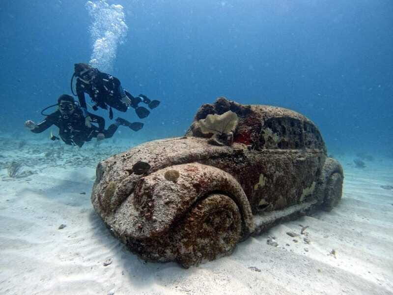 Cancun: Musa Underwater Museum & Reef Discover Scuba Diving - Underwater at MUSA: Sculptures, Fish, Rays, and Sea Turtles