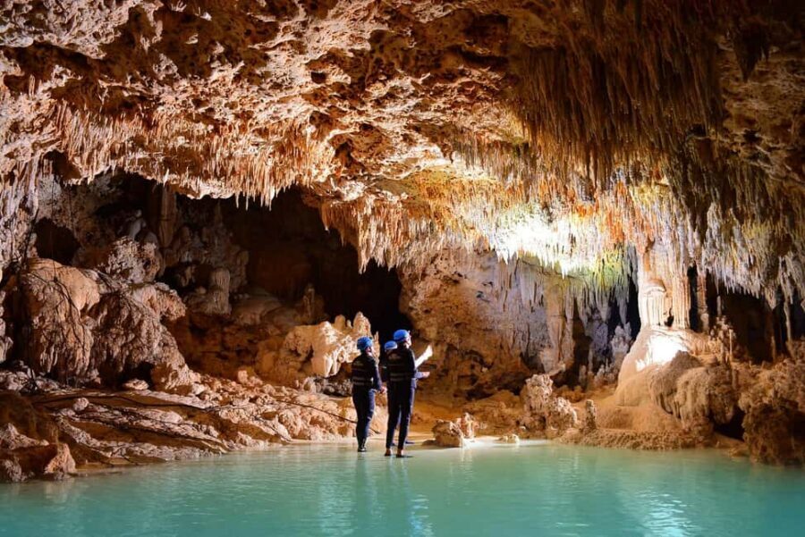 Cancun/Playa del Carmen: Tickets to Rio Secreto and Lunch - Getting back to Cancun: showers, lockers, and drop-offs near major hotels