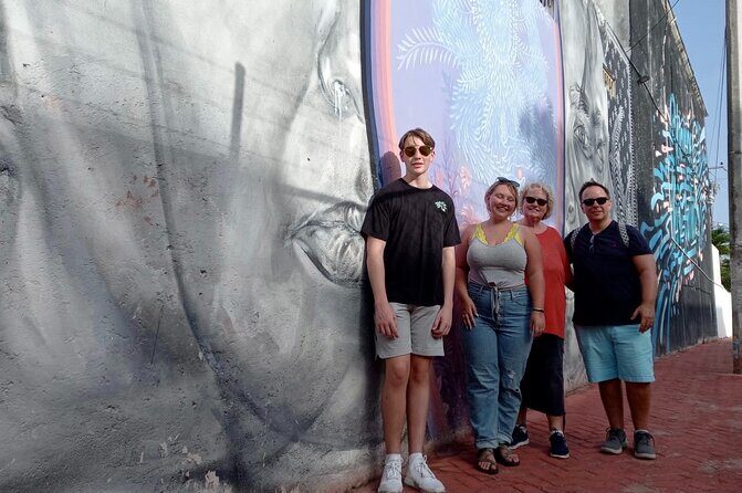 Cancun Private Street Art Tour - Street Art with Personal Guidance (Not a Hurry-Up Photo Tour)