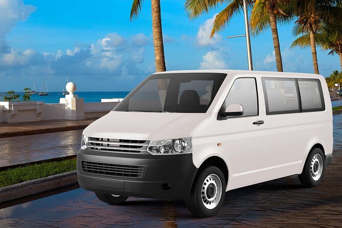 Cancun Roundtrip Shuttle Transportation - Who This Shuttle Fits Best (and Who Should Consider Private)