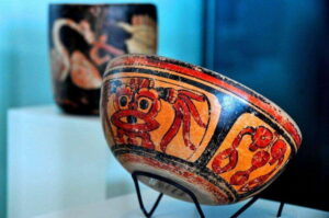 Cancun: Skip-the-Line Mayan Museum & San Miguelito Site - The Mayan Museum of Cancun: three 8-meter halls and framed lagoon views