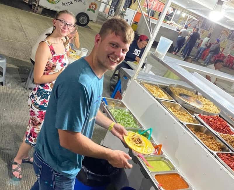 Cancun Taco Tour: Street Food & Tequila Tasting in Downtown - How to find El Crustáceo Cascarudo inside Parque de las Palapas