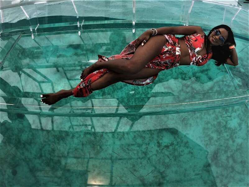 Cancun: Transparent Boat Tour with Drinks - Tips to get better pictures through the glass-bottom