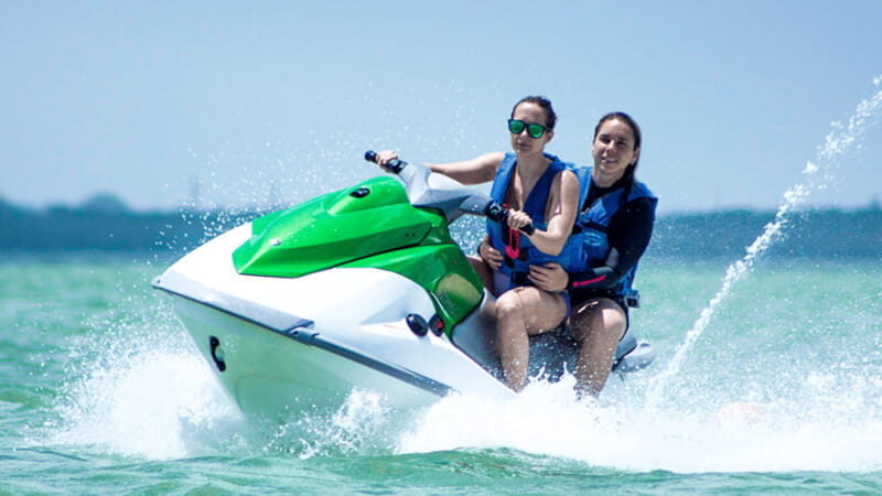 Cancun: Waverunner in Nichupte Lagoon - Staff and Supervision: The Part That Turns Risk Into Fun