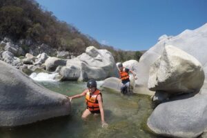 Canyoning in the Oaxacan Coast Canyons - Getting to the canyon: transfers, timing, and the start of the day