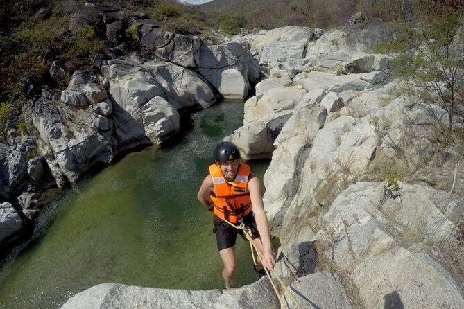Canyoning in the Oaxacan Coast Canyons - Playa La Bocana: why the meeting point is part of the experience