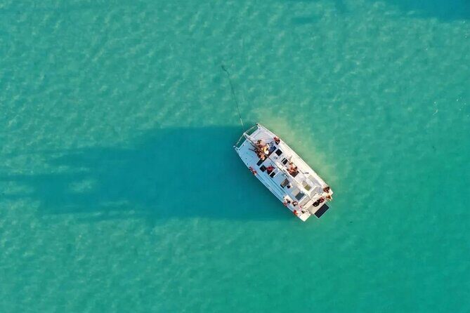 Catamaran Adventure: Sailing and Swimming in the Bacalar Lagoon - The Lagoon Sail: Seeing Bacalar’s 7 Shades Without Rushing