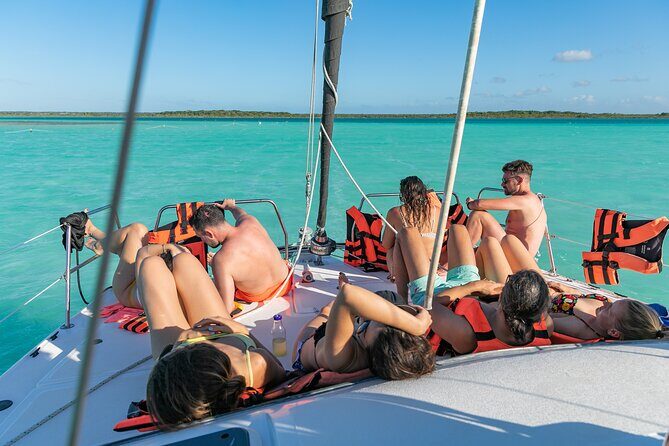Catamaran Adventure: Sailing and Swimming in the Bacalar Lagoon - Small-Group Reality: Space, Comfort, and Crew Names That Matter