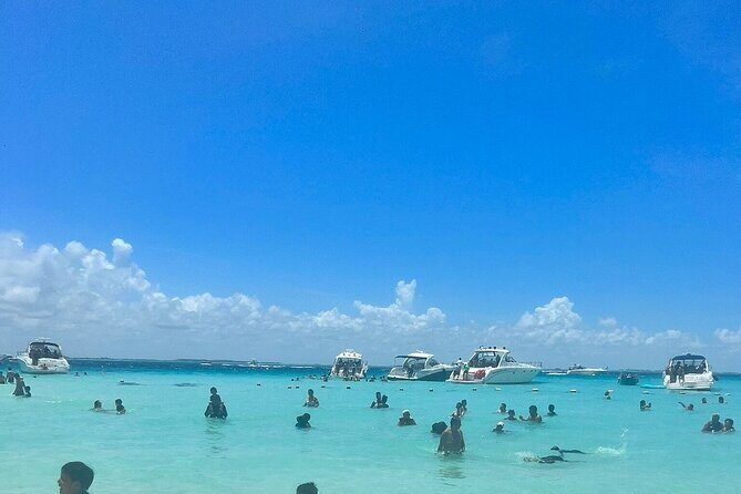 Catamaran Cancun to Isla mujeres Lunch OpenBar and Snorkeling - Service, Timing, and the Upgrade-Sales Mood
