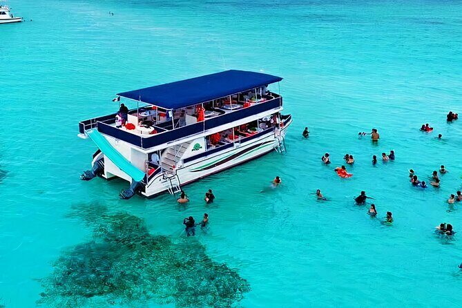 Catamaran Excursion + Open bar + Snorkeling at El Cielo - The 5-hour plan: a multi-stop reef loop in the afternoon