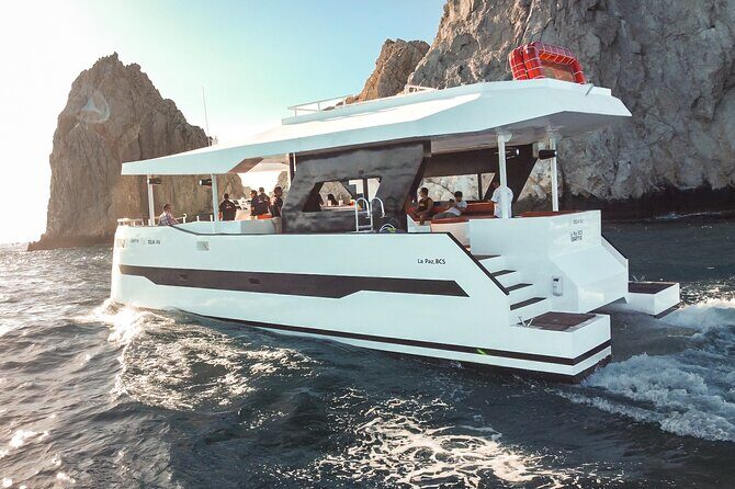 Catamaran - Luxury Private Tour - Quick hits: what makes this private Cabo catamaran work