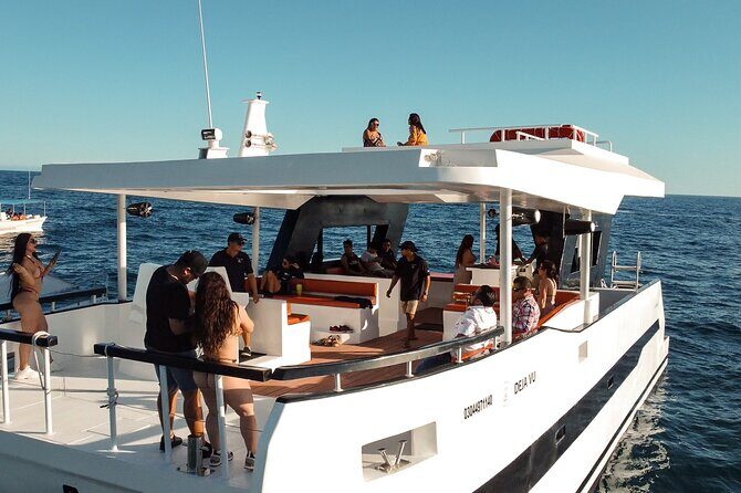 Catamaran - Luxury Private Tour - Fajitas, cocktails, and the onboard party without the chaos