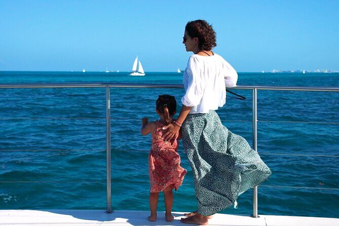 Catamaran Sunset Cruise to Isla Mujeres from Cancun - Open bar on the water: what’s included and how to pace it