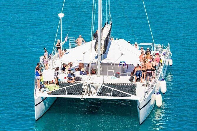 Catamaran Tour to Isla Mujeres from Cancún with Bar and Lunch - Boat Comfort and Crowd Reality (Read This Before Booking)