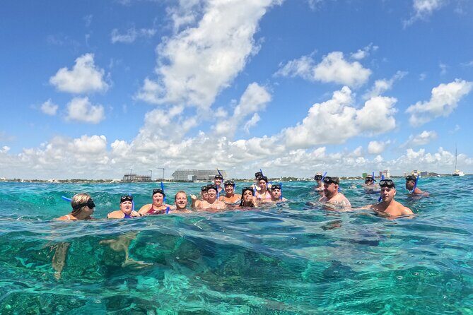 Catamaran with Snorkeling and North Beach, Isla Mujeres - Return Stop Back at Playa Tortugas