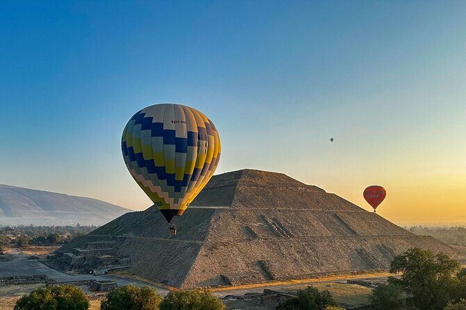 CDMX balloon flight, breakfast, pickup and visit to Teotihuacán - What group size feels like (and why it matters)