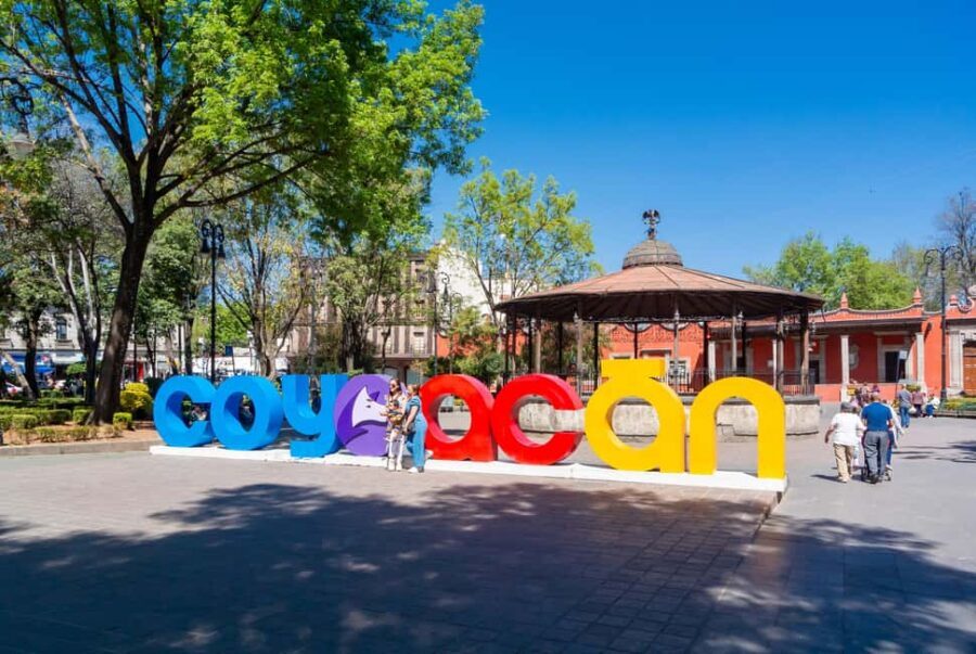 CDMX: Coyoacán, UNAM, Xochimilco, and optional Frida Kahlo Museum - Why this Mexico City south-side route feels efficient