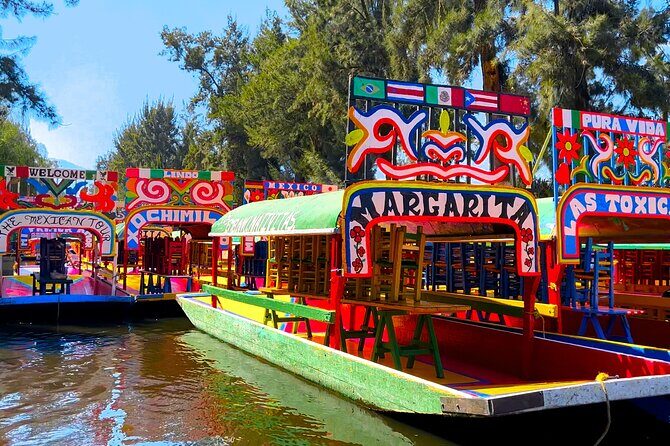 CDMX Enjoy a unique tour of Xochimilco and Coyoacán - Guide quality: what to look for, and why names matter