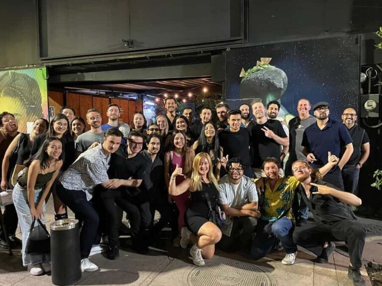 CDMX Pub Crawl: Guided Pub Crawl with Party Games - Roma Norte to Condesa in one easy walking night