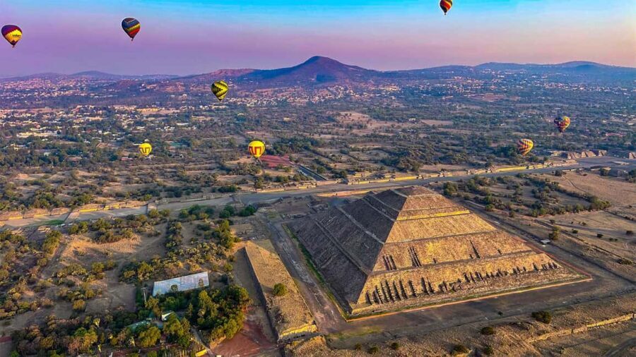 CDMX: Teotihuacan Hot Air Balloon with Breakfast - Guadalupe Shrine Visit: Old and New Basilicas, With Interpretive Time
