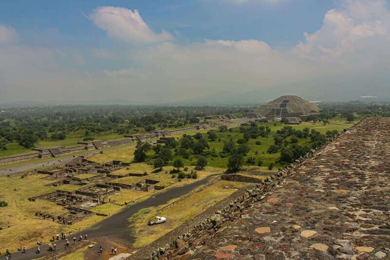 CDMX: Tour of the ruins of Teotihuacan, Tlatelolco, and Guadalupe - Teotihuacan: Pyramid of the Sun, Pyramid of the Moon, and Avenue of the Dead