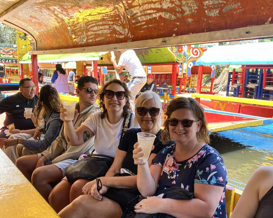 CDMX: Xochimilco Trajinera Party, Drinks, Mariachi & Tacos - Mariachi Live on the Canal: The Best Kind of Unplanned Magic