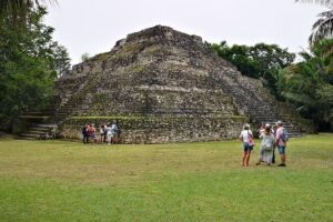 Chacchoben Mayan Ruins Tour with Certified Guide - Getting to the meeting point fast: where Costa Maya trips go wrong