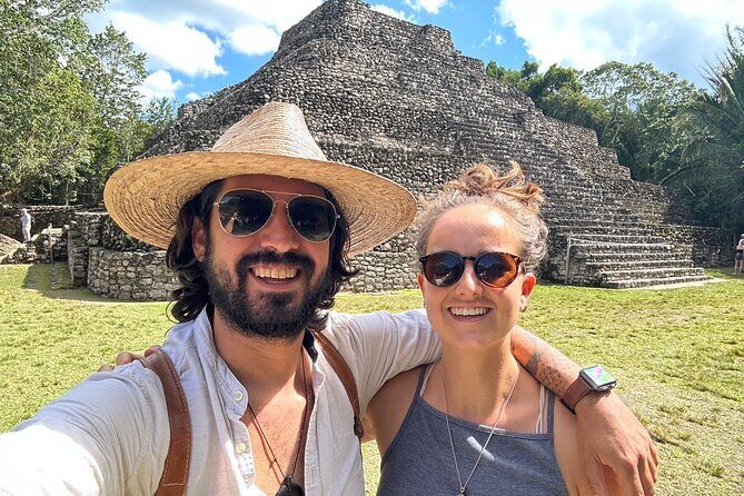 Chacchoben Mayan Ruins Tour with Certified Guide - Inside the Chacchoben ruins: pyramids, steps, and jungle footing