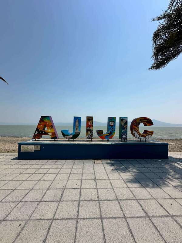Chapala and Ajijic Tour from Guadalajara with 3 Potrillos - Chapala at sunset: pier walking, boardwalk views, and last-minute stalls