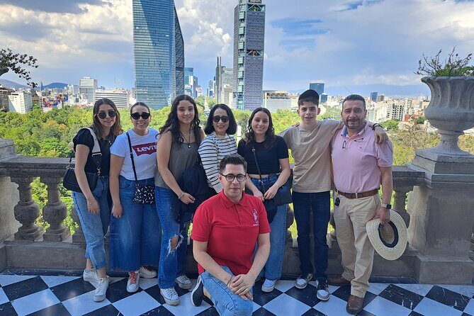 Chapultepec Castle Tour and its surroundings - Entering Chapultepec: Museum Power With City Views