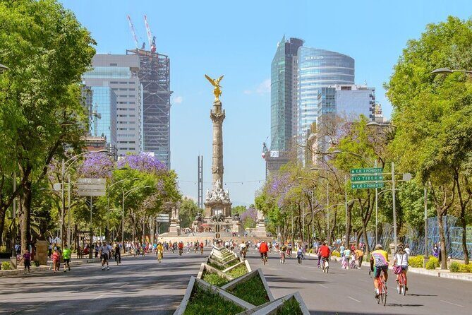 Cheerful Introduction Walking Tour in Roma, Condesa & Juarez - Roma, Condesa & Juarez in Three Hours: the fast way to get your bearings