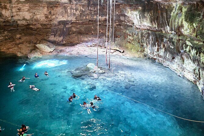Chichen Itza and 3 cenotes tour with transportation from Valladolid - Cenote Ik kil: swim time that stays calm (if you follow the rules)