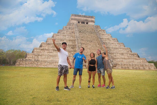 Chichen Itza by Van: Reduced Group, Tour Guide, Fast Trip & Lunch - Chichén Itzá With a Bilingual Guide: What You’ll Actually See