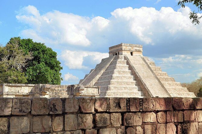 Chichen Itza & Cenote All-Inclusive Tour – Taxes & Entry Included - Ebtún Mayan Villa: Shaman Welcome and Regional Food That Sets the Tone
