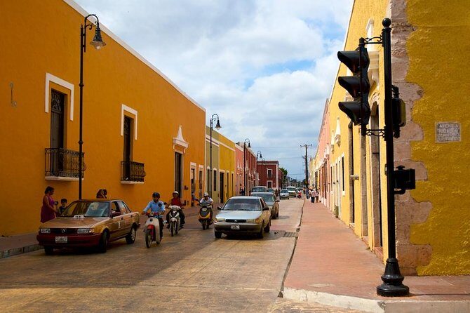 Chichen Itza, Cenote and Valladolid Small Group Day Trip - Valladolid strolling and lunch: a calmer break from ruins