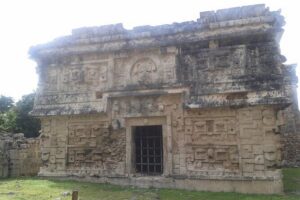 Chichen Itza, Cenote Sagrado and Valladolid from Cancun - Chichén Itzá in the Limited Time You Actually Have