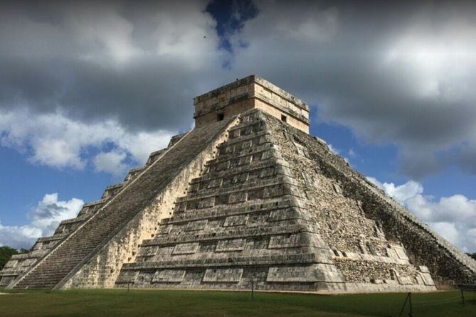 Chichen Itza Deluxe from Cancun to Playa del Carmen - Breakfast, buffet lunch, and included drinks