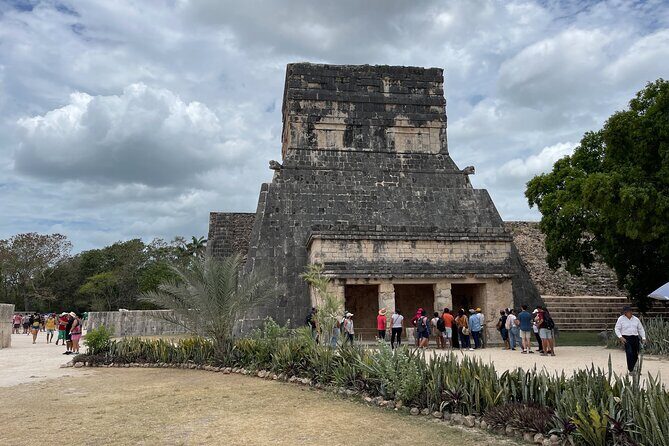 Chichen Itza Deluxe from Riviera Maya - The Guide Experience: Why Israel and Raul Got Highlighted