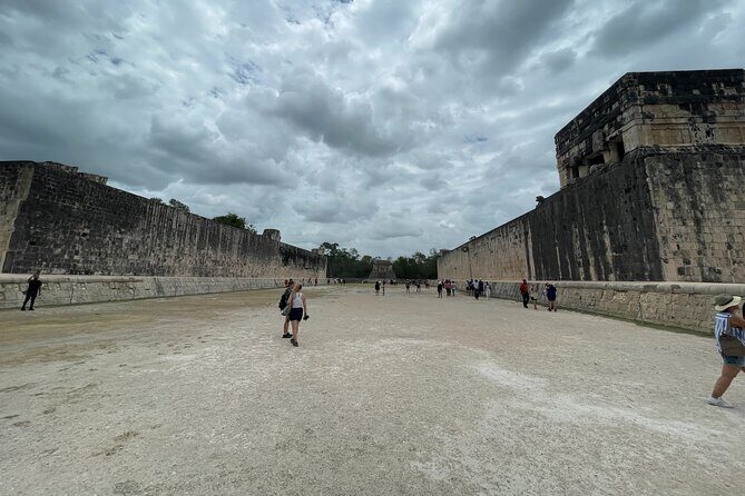 Chichen Itza Deluxe from Riviera Maya - Group Size and Pacing: What a Max of 13 Changes