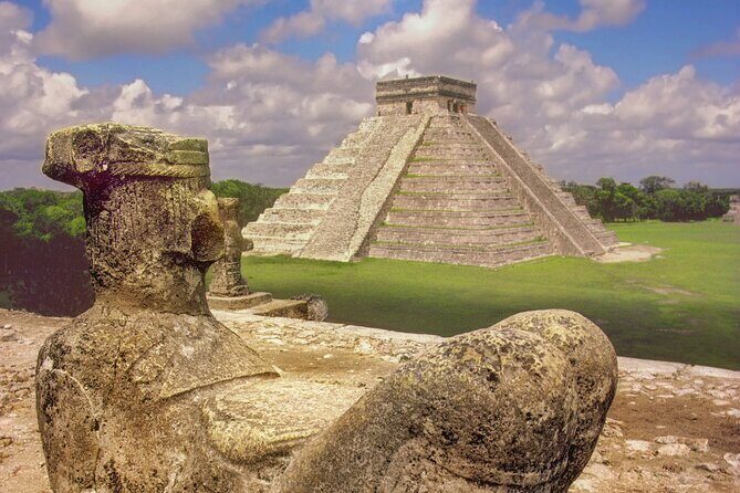 Chichén Itzá Deluxe Tour - Valladolid stop: 20 minutes for photos, not a full explore