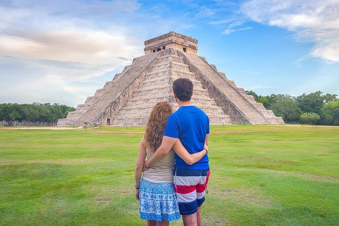 Chichen Itza Deluxe Valladolid and 2 Cenotes - Guide Style, English vs Spanish, and How to Avoid Getting Lost
