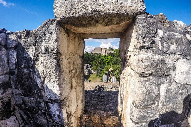 Chichen Itza & Ek Balam Tour From Cancun - Stop 1: Chichen Itza’s Pyramid, Ball Court, and the Stories Behind Them