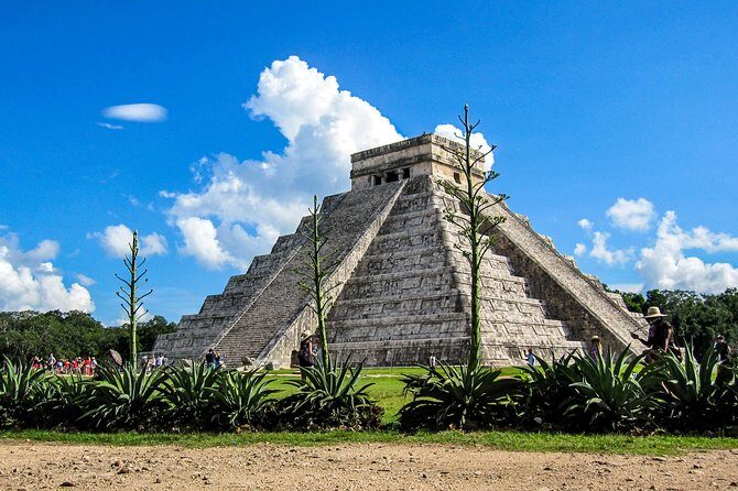 Chichen Itza & Ekbalam with Cenote Swim from Cancun - The Cancun-to-ruins logistics: pickup, time, and the comfort question