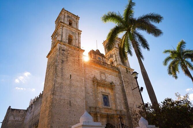 Chichen Itza Exclusive Tour, Cenote, Magical Town & Buffet - Chichén Itzá with a certified guide: what your 2 guided hours cover