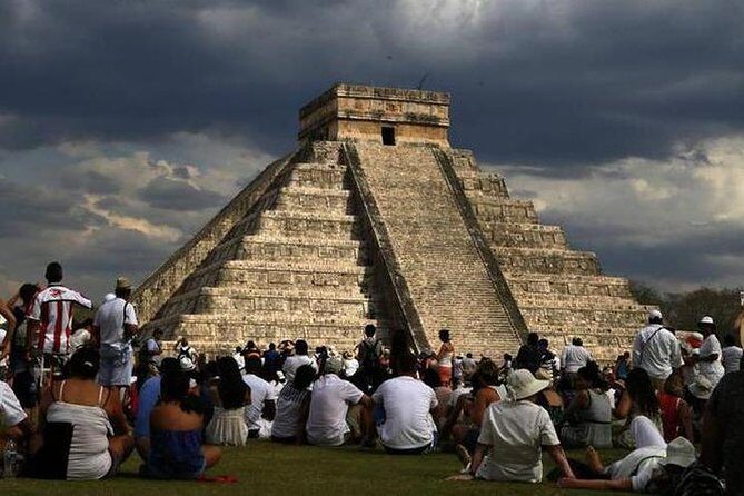 Chichen Itza Free Tours with Cenote Experience in Mexico - Small-group size: what’s promised vs what you may feel