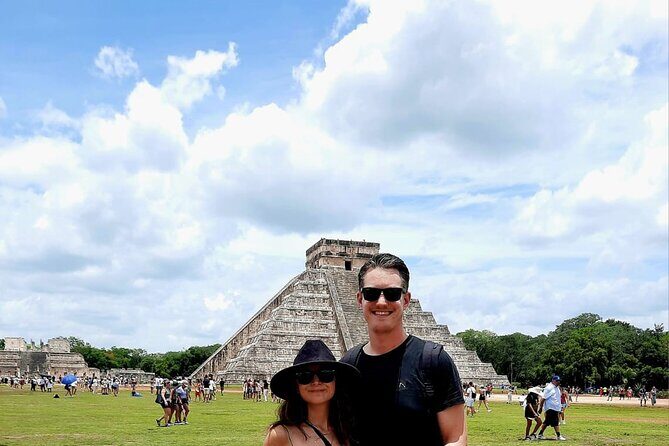 Chichen Itza Guided Group Walking Tour - Last minute booking - The guide quality is the real product here