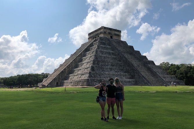 Chichen Itza Max - A private day from Playa del Carmen with a real guide